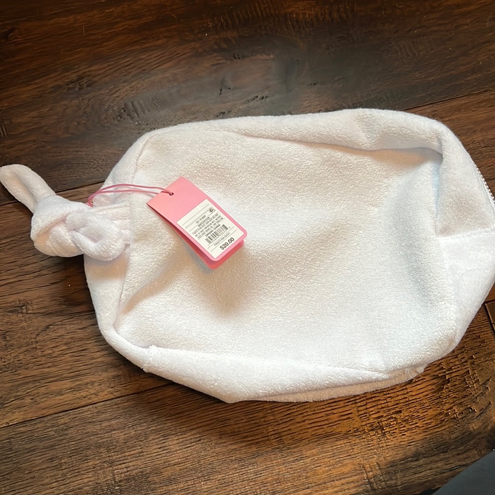 Stoney Clover large pouch